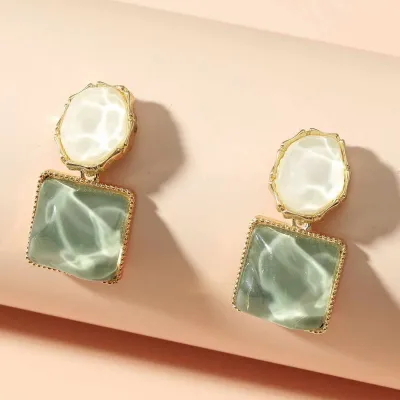 Vintage Resin Geometric Drop Earrings